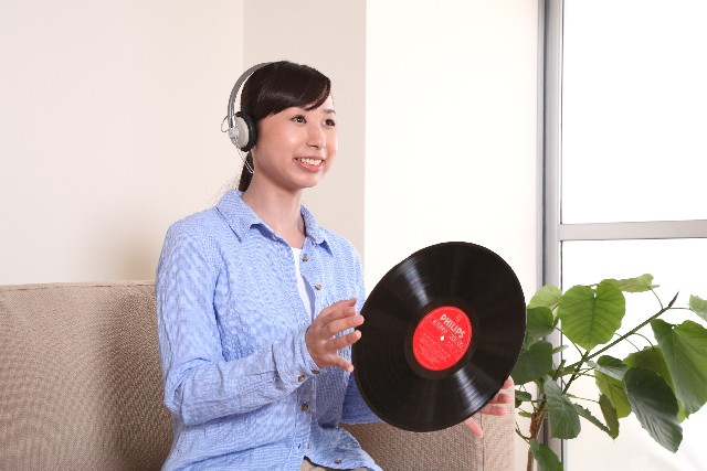 オーディオマニアの理解されないこだわり 朝にシャワーはしない 耳鼻科で定期的に耳掃除 キャリコネニュース