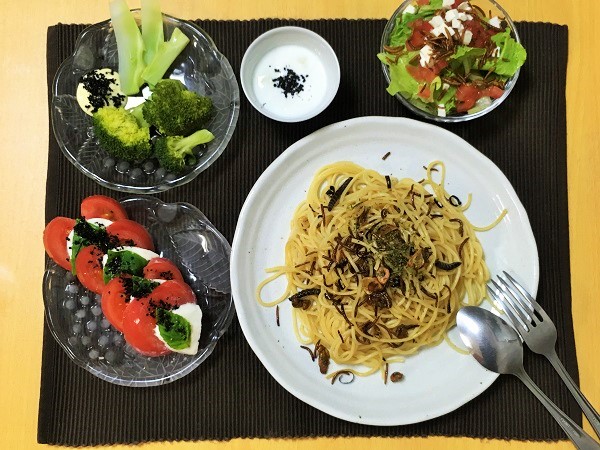 使用したのは「幼虫ミックス」「アリ」