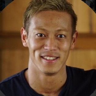 本田圭佑 学校に行きたくない子どもに 別に行かんでいいよ 人生は1回 時間を無駄にするな とエール キャリコネニュース