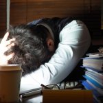 ブラック企業勤めの40代男性「家族を人質に捕られているよう。一度くらい子どもをディズニーランドに連れて行きたかった」