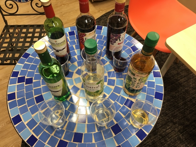 お酒いっぱい並んでるのいいな