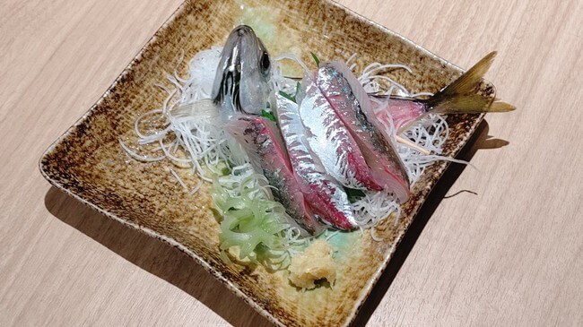 アジの刺身