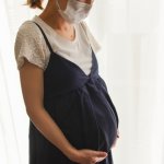 「執拗な圧迫面談の繰り返しで切迫早産に……」ブラックすぎる会社の体質に退職を決意した30代女性