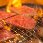 ドン引き！焼肉店で何もしない男　普段は「親に焼いてもらって、食べるだけ」