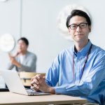 「高学歴が人生の幸せにつながるわけではない」年収1300万円、海外修士卒の男性の学歴観