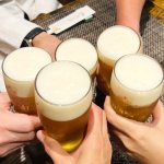 同窓会でボッタクリ？ 同級生の居酒屋で会費5000円「パック寿司そのまま。おでん、ミカン、キャベツの千切り……」