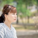 「お前の目は、死んだ魚の目だった」上司のハラスメントに悩んだ女性、“ヅカオタ”になって現実逃避