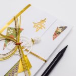 40代でご祝儀袋が100均は恥ずかしい？「中身が大事」派と「安っぽい」派で意見分かれる