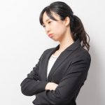 「9時出勤して9時半にたばこ休憩」サボり放題の正社員、派遣社員にだけ高圧的　唯一の仕返しは…