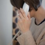 最終面接で「なぜ電話が深夜なんですか？」と質問 → “バカ正直”がアダとなって不採用？　ある女性の就活の記憶