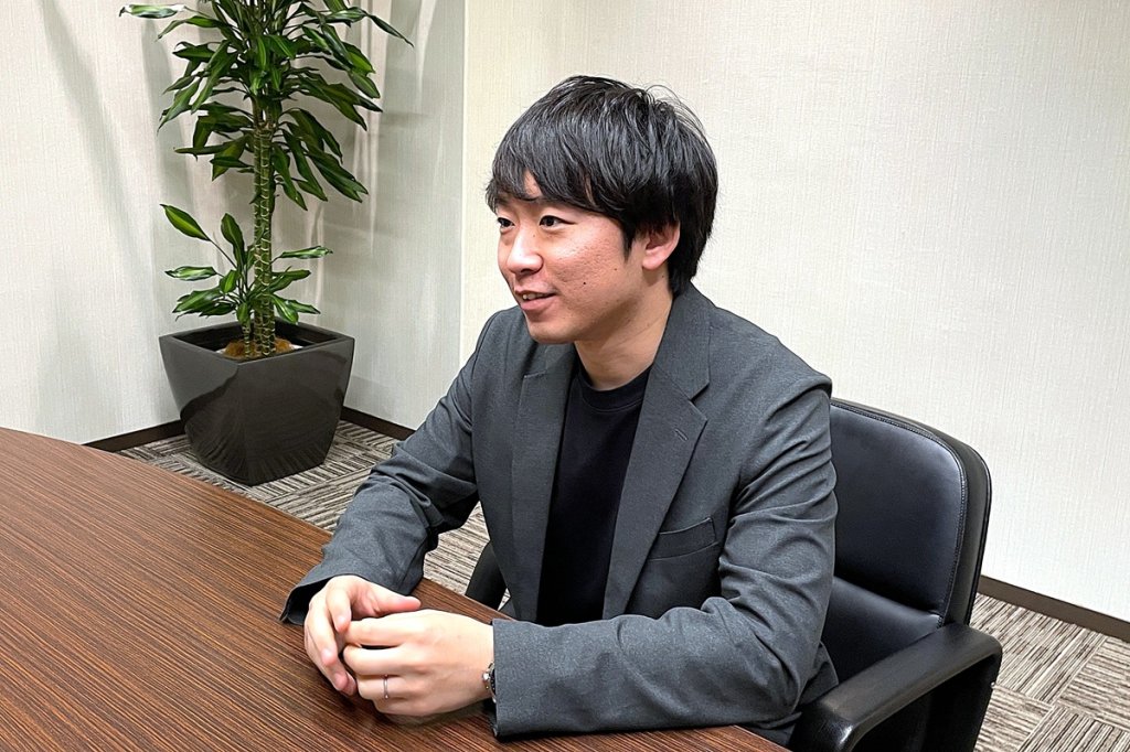 大阪ガス 人事部 採用育成チーム 奥田健太：2019年入社。大阪ガスネットワーク株式会社に出向し、建設および供給管理を担当したのち、2024年から現職。