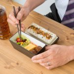 役員の裏の顔にゾッ…職場で弁当を食べていたら「良いですね」→上司経由で「周りが仕事してる中で食わすな」と注意