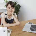 職場のPCに“アダルト動画”アイコンが3日連続出現！ 犯人は上司？ 人事に相談したら職を追われることになった女性