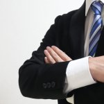 会社の経費でランクル購入、社員のミスは罰金で給料天引き。「納得いかない」と社長と口論した男性の怒り
