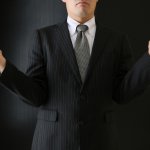 「一応共有です」が口癖の上司がダメすぎた　判断を一切せず現場混乱、「裏では完全に期待ゼロ」と部下