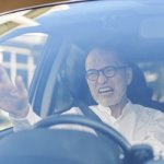 まさに因果応報…！一本道で女性ドライバーに「下がれ」と挑発的な対向車 → 後部座席から“強面の男性”が出てきて完全にビビる 【衝撃エピソード再配信】