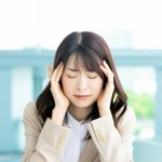コネ入社は“昇給なし”と宣告した社長　経費で贅沢、会長の悪口三昧な姿に「上に立つべきではない」と憤る女性